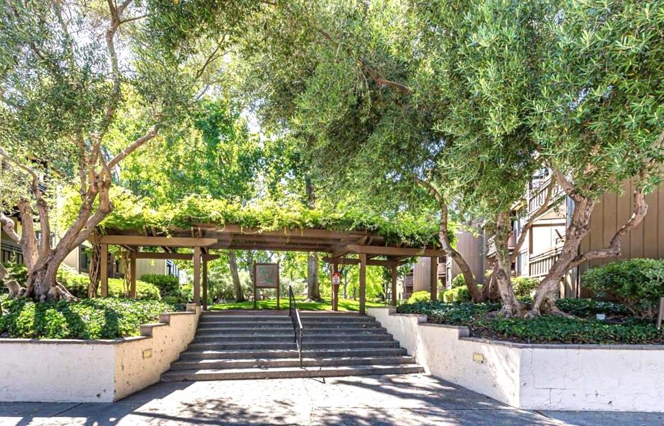 Detail Gallery Image 1 of 1 For 765 San Antonio Rd #21,  Palo Alto,  CA 94303 - 2 Beds | 2 Baths