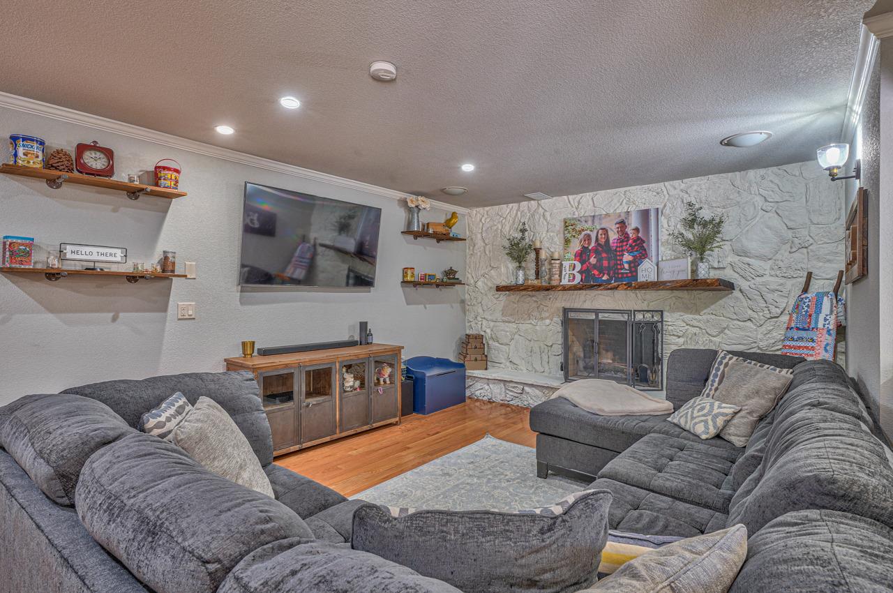 Detail Gallery Image 27 of 59 For 18590 Ranchito Del Rio Dr, Salinas,  CA 93908 - 4 Beds | 3 Baths