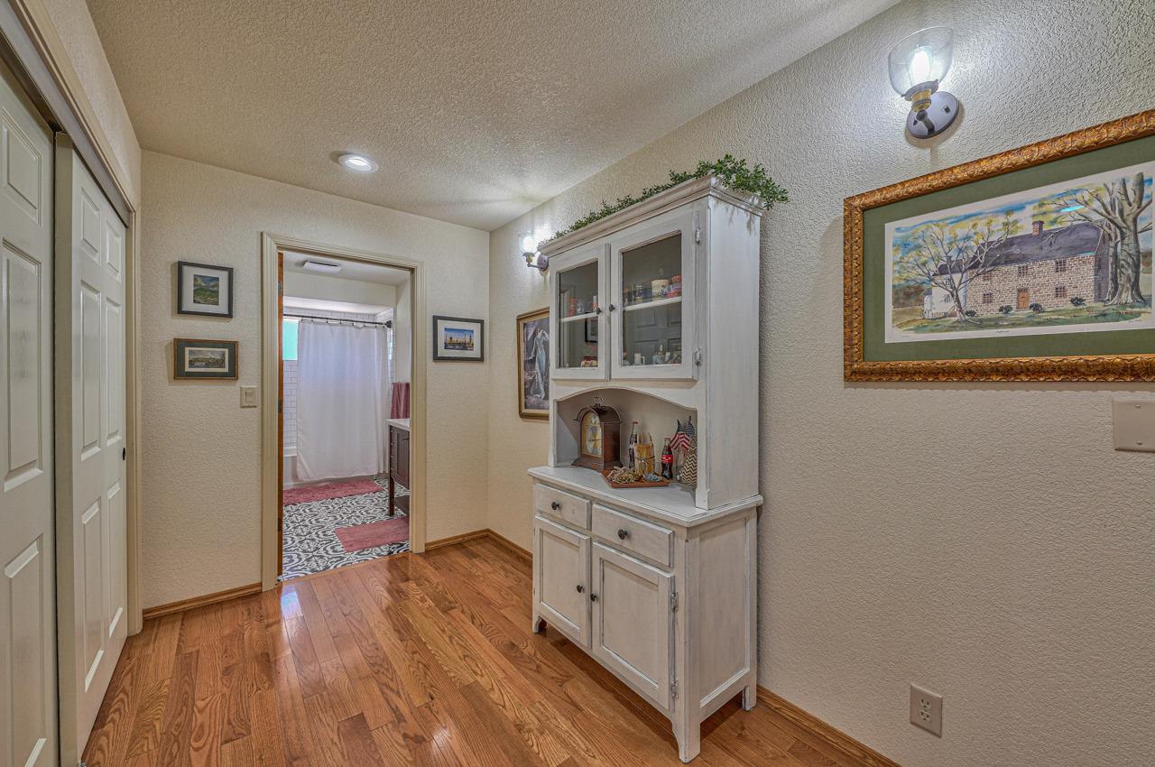Detail Gallery Image 39 of 59 For 18590 Ranchito Del Rio Dr, Salinas,  CA 93908 - 4 Beds | 3 Baths
