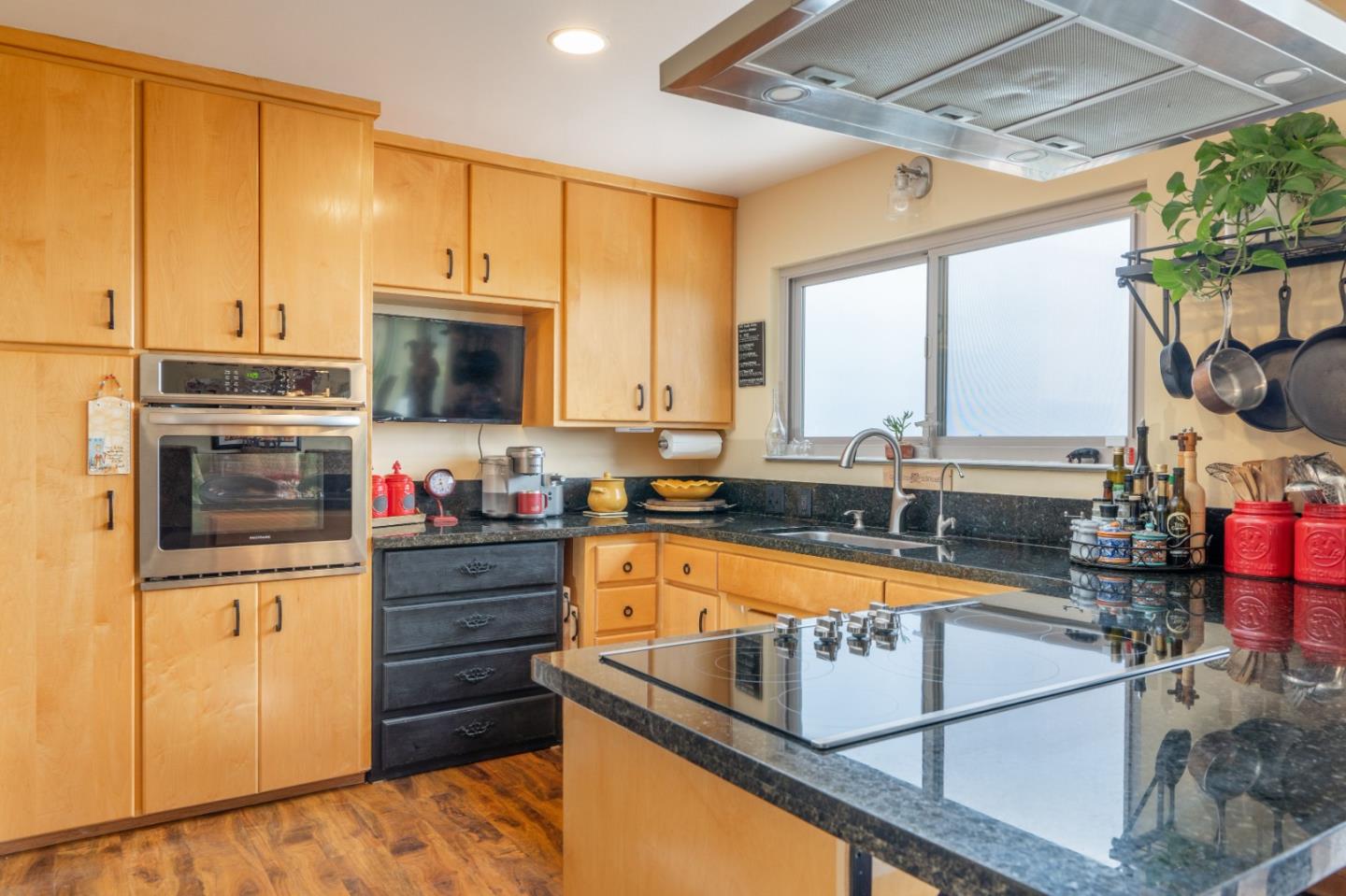 178 Pine Canyon Rd, Salinas, CA 93908 3 Beds 2 Baths (Canceled) ML81910673 MLSL