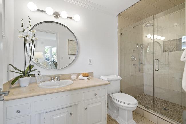 Detail Gallery Image 17 of 29 For 1260 W Selby Ln, Redwood City,  CA 94061 - 3 Beds | 2 Baths