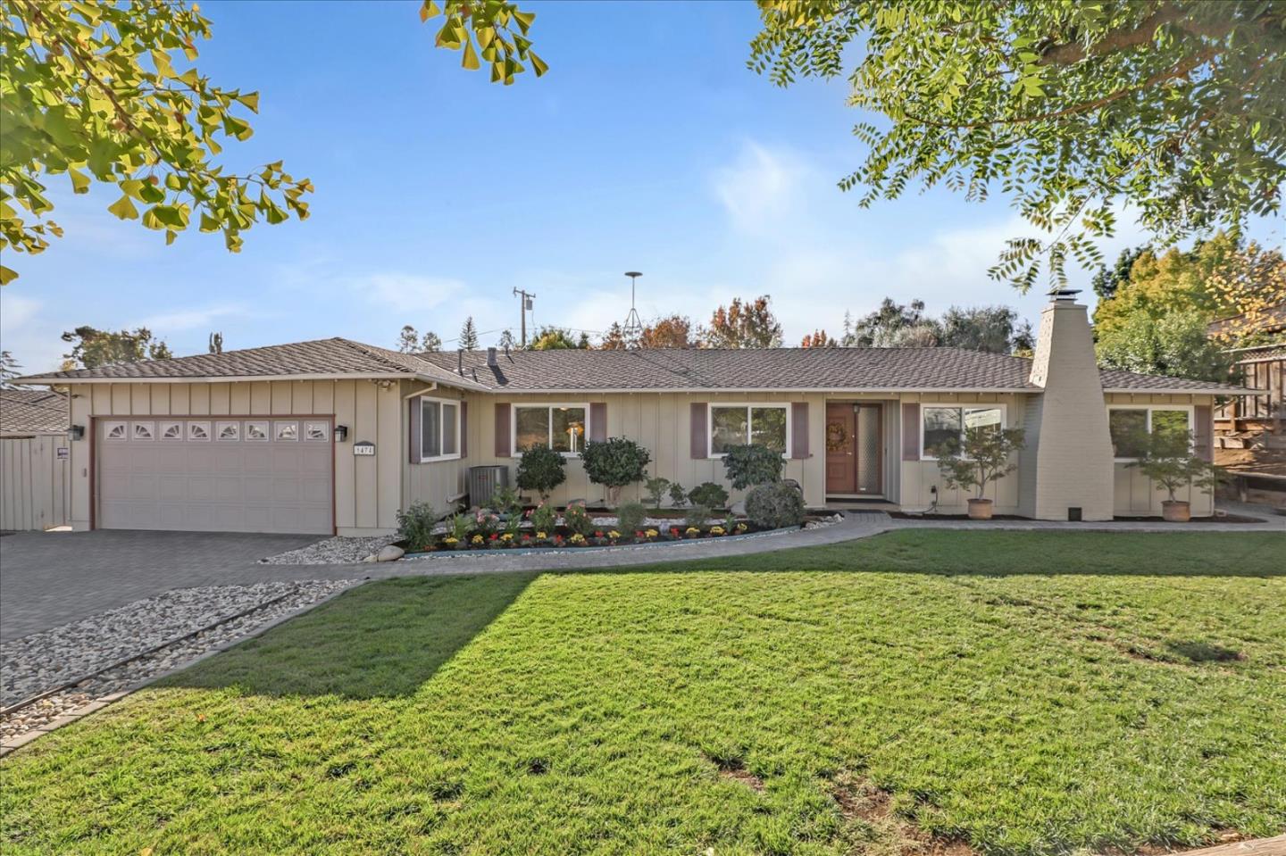 Detail Gallery Image 1 of 1 For 1474 Redwood Dr, Los Altos,  CA 94024 - 4 Beds | 2 Baths