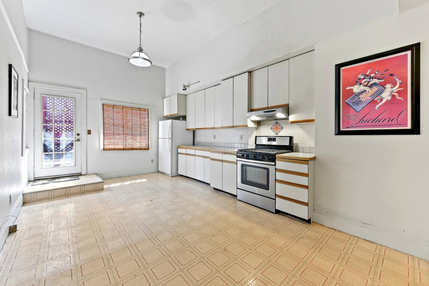 Detail Gallery Image 16 of 19 For 385 Haight St, San Francisco,  CA 94102 - 2 Beds | 1/1 Baths