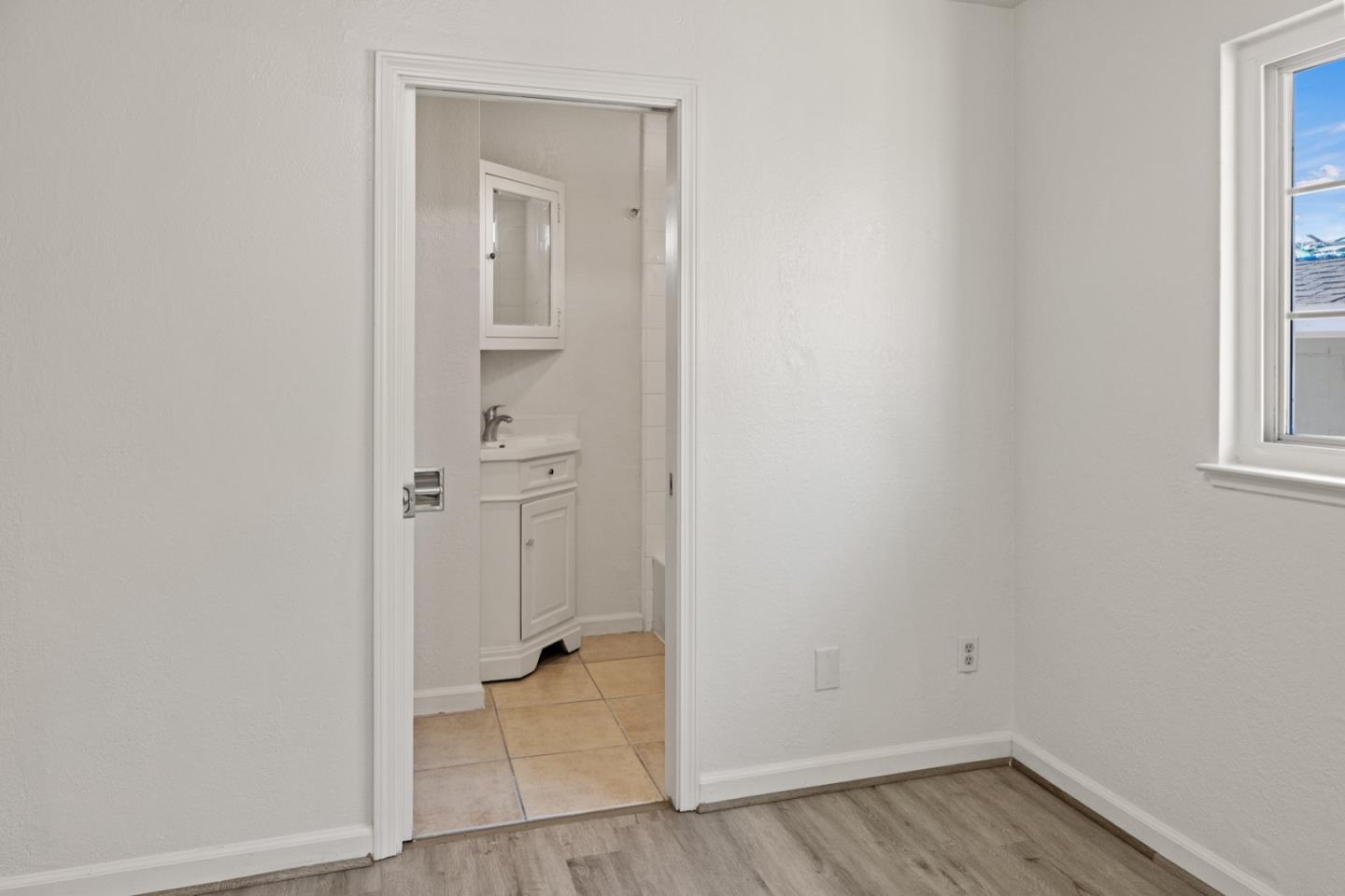 1693 Goodwin St, Seaside, CA 93955 photo 18
