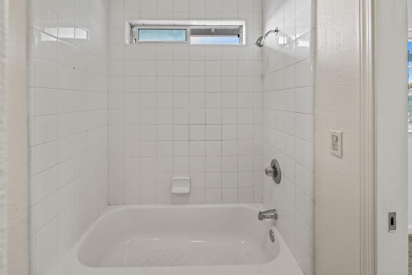 1693 Goodwin St, Seaside, CA 93955 photo 20
