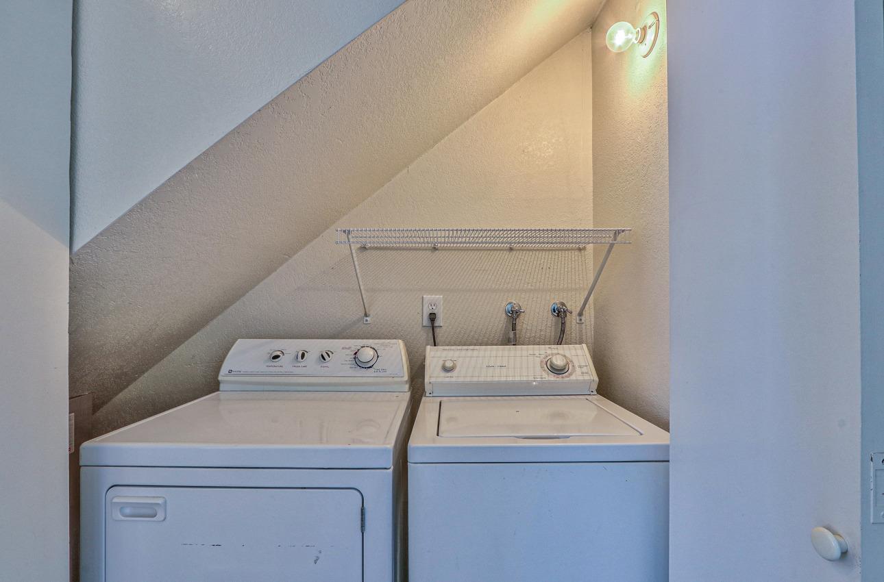 Detail Gallery Image 22 of 23 For 402 Watson St #8,  Monterey,  CA 93940 - 2 Beds | 2 Baths