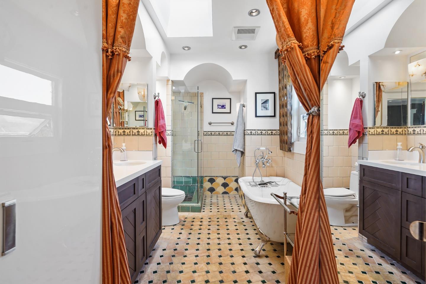 Detail Gallery Image 22 of 36 For 1249 Vancouver Ave, Burlingame,  CA 94010 - 4 Beds | 4 Baths