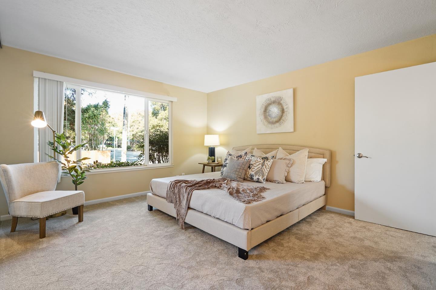 Detail Gallery Image 6 of 38 For 43 Gladys Ave, Mountain View,  CA 94043 - 2 Beds | 2 Baths