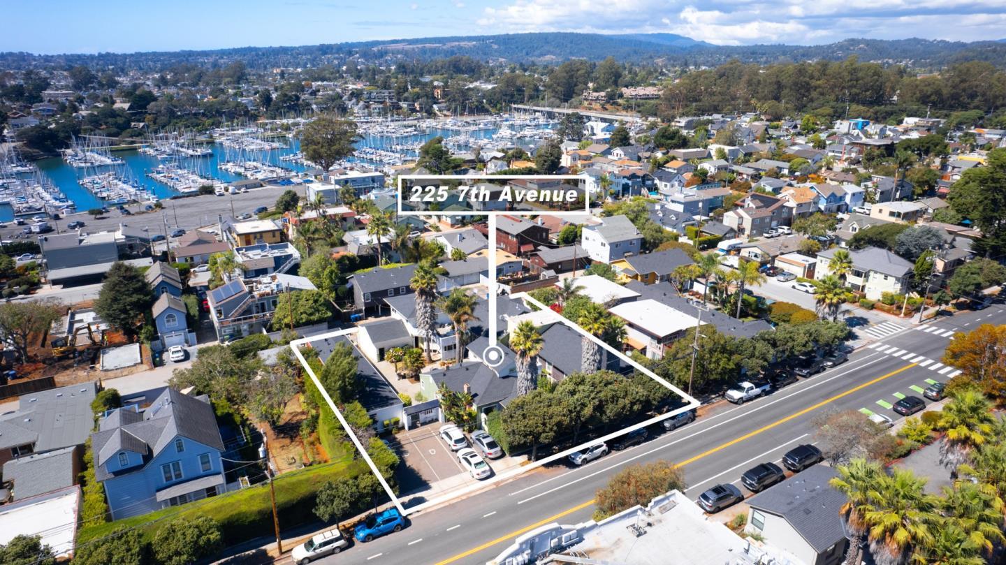 Detail Gallery Image 4 of 69 For 225-241 7th Ave, Santa Cruz,  CA 95062 - – Beds | – Baths