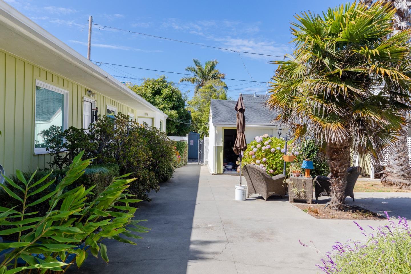 Detail Gallery Image 7 of 69 For 225-241 7th Ave, Santa Cruz,  CA 95062 - – Beds | – Baths