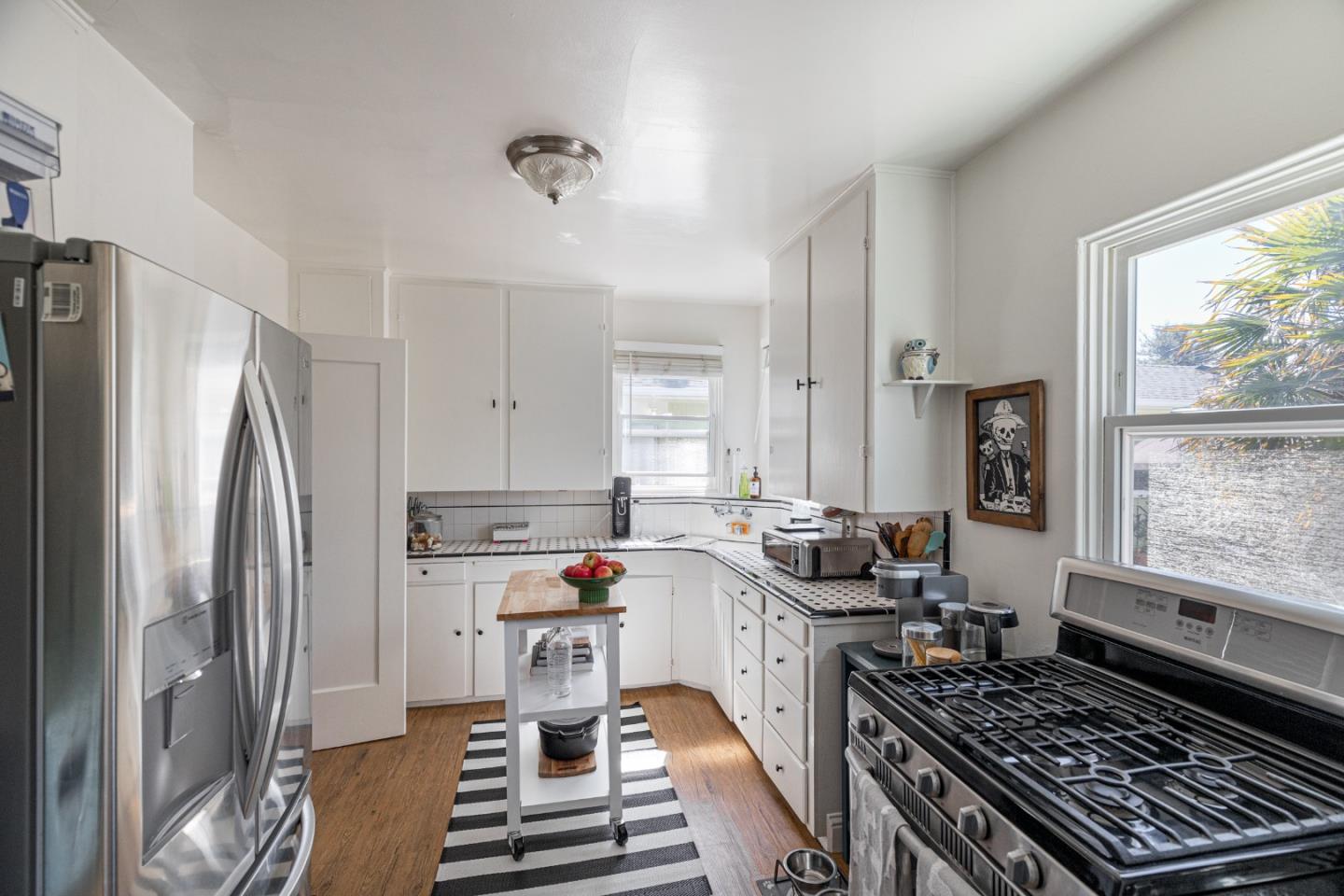 Detail Gallery Image 18 of 67 For 225-241 7th Ave, Santa Cruz,  CA 95062 - 15 Beds | 13 Baths