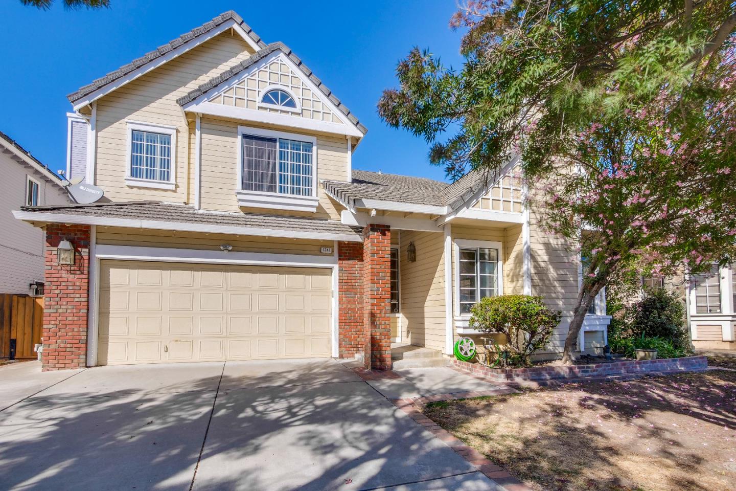 Detail Gallery Image 1 of 1 For 1247 Montcourse Ln, San Jose,  CA 95131 - 3 Beds | 2/1 Baths