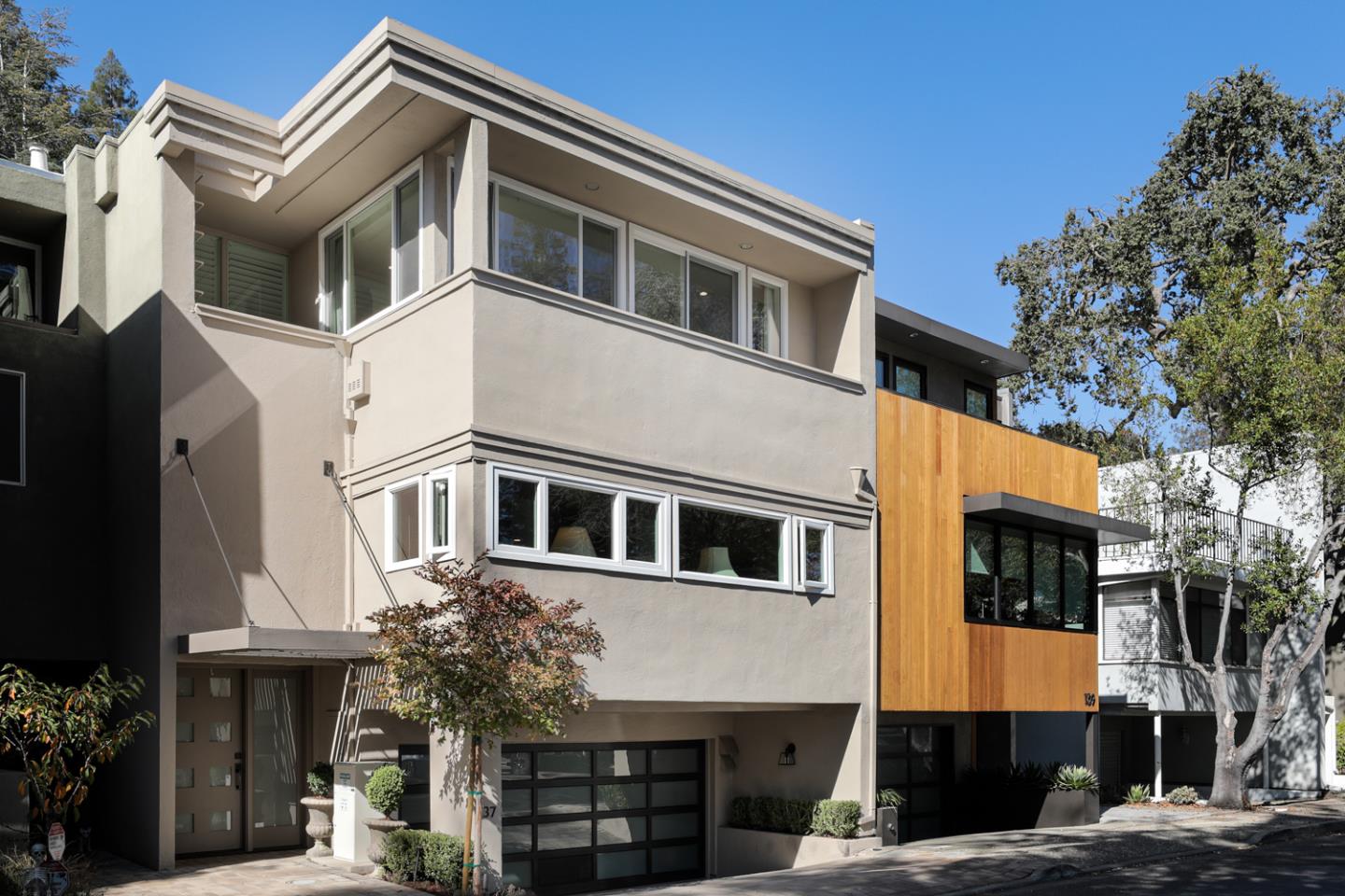 Detail Gallery Image 1 of 1 For 137 Stone Pine Ln, Menlo Park,  CA 94025 - 3 Beds | 2/1 Baths