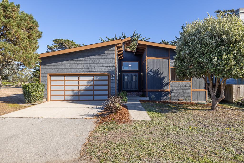 Detail Gallery Image 1 of 1 For 90 Precita Ave, Moss Beach,  CA 94038 - 3 Beds | 2 Baths