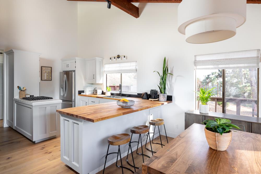 Detail Gallery Image 7 of 31 For 390 Brooktree Ranch Rd, Aptos,  CA 95003 - 3 Beds | 2/1 Baths