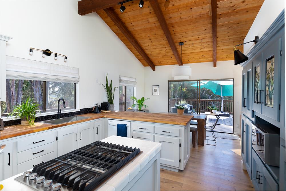 Detail Gallery Image 9 of 31 For 390 Brooktree Ranch Rd, Aptos,  CA 95003 - 3 Beds | 2/1 Baths