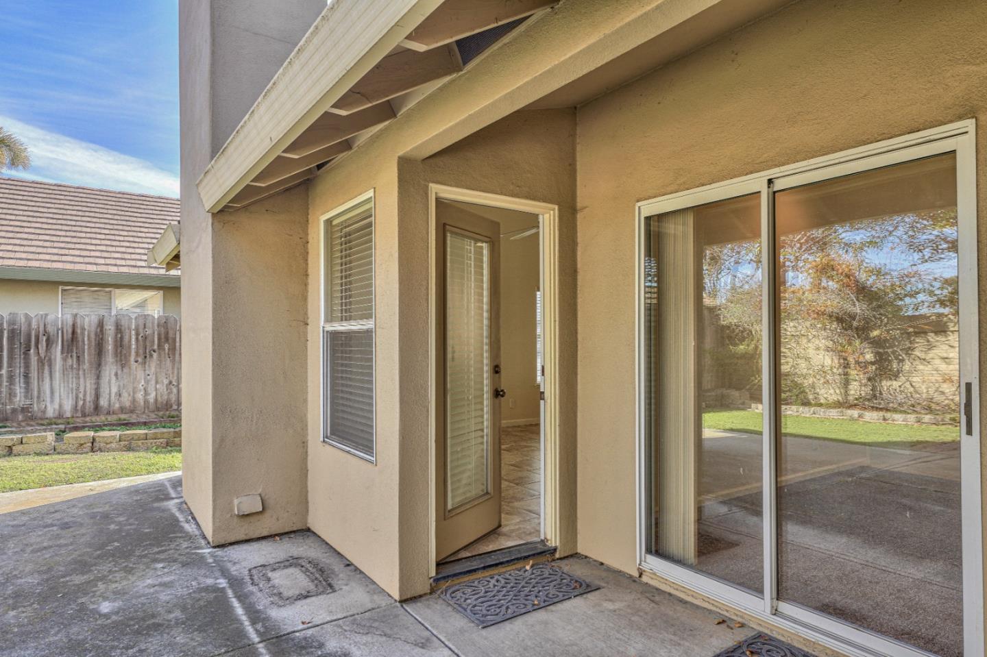 Detail Gallery Image 9 of 33 For 1641 Harrod Way, Salinas,  CA 93906 - 4 Beds | 2 Baths