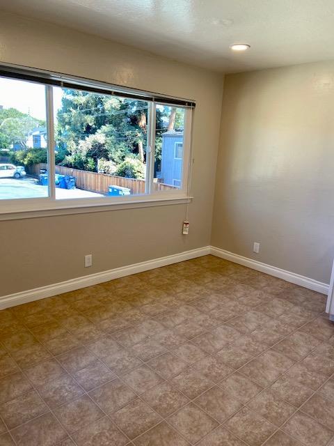 Detail Gallery Image 3 of 20 For 1251 W Mc Kinley Ave #D,  Sunnyvale,  CA 94086 - 3 Beds | 2 Baths