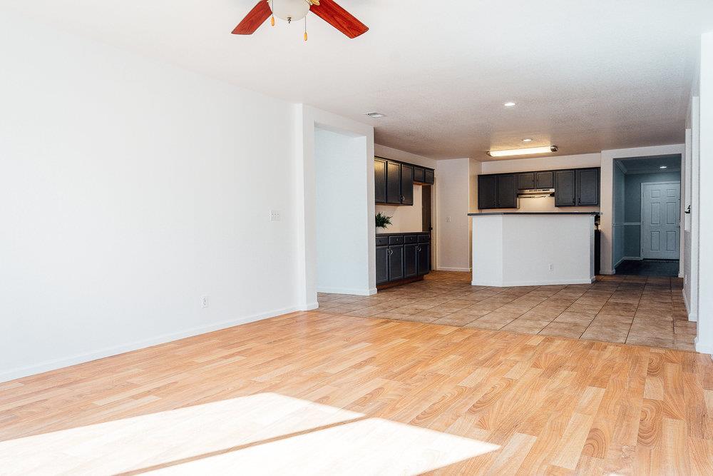 Detail Gallery Image 14 of 33 For 2371 Yarrow St, Hollister,  CA 95023 - 3 Beds | 2 Baths