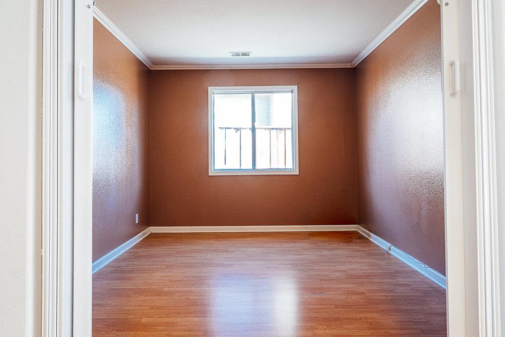 Detail Gallery Image 15 of 33 For 2371 Yarrow St, Hollister,  CA 95023 - 3 Beds | 2 Baths
