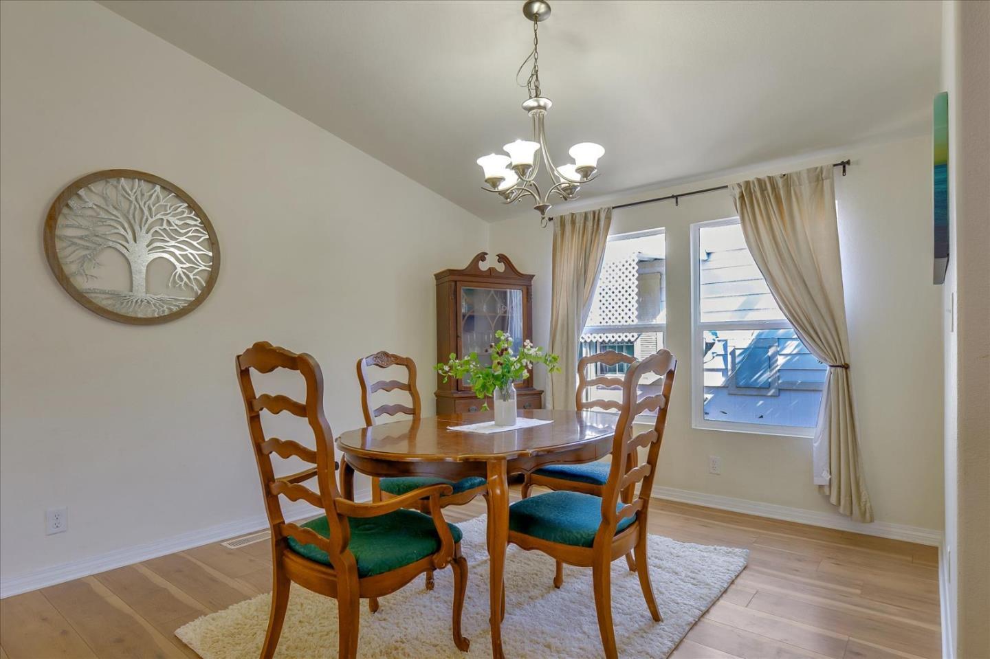 Detail Gallery Image 19 of 42 For 1885 E Bayshore Rd #114,  East Palo Alto,  CA 94303 - 3 Beds | 2 Baths