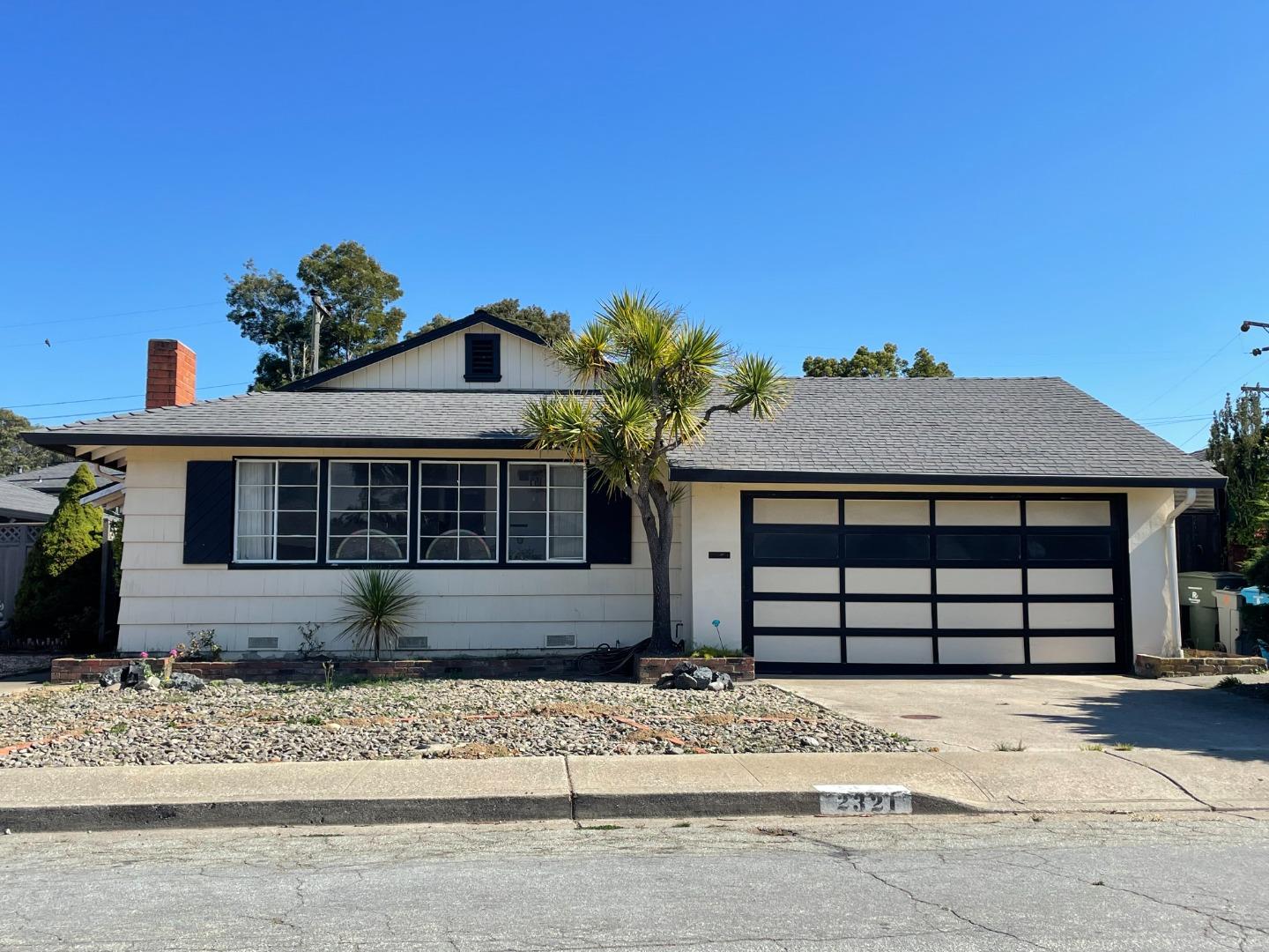 Detail Gallery Image 1 of 1 For 2321 Whitecliff Way, San Bruno,  CA 94066 - 3 Beds | 2 Baths