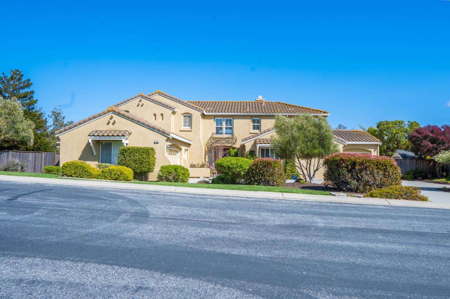 Detail Gallery Image 1 of 1 For 160 via Vaquero Norte, San Juan Bautista,  CA 95045 - 5 Beds | 3/1 Baths