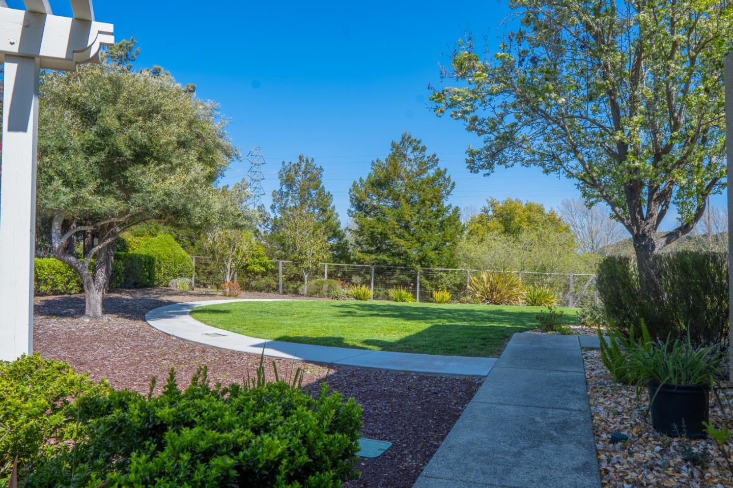 160 via Vaquero Norte, San Juan Bautista, CA 95045 5 Beds 3/1 Baths