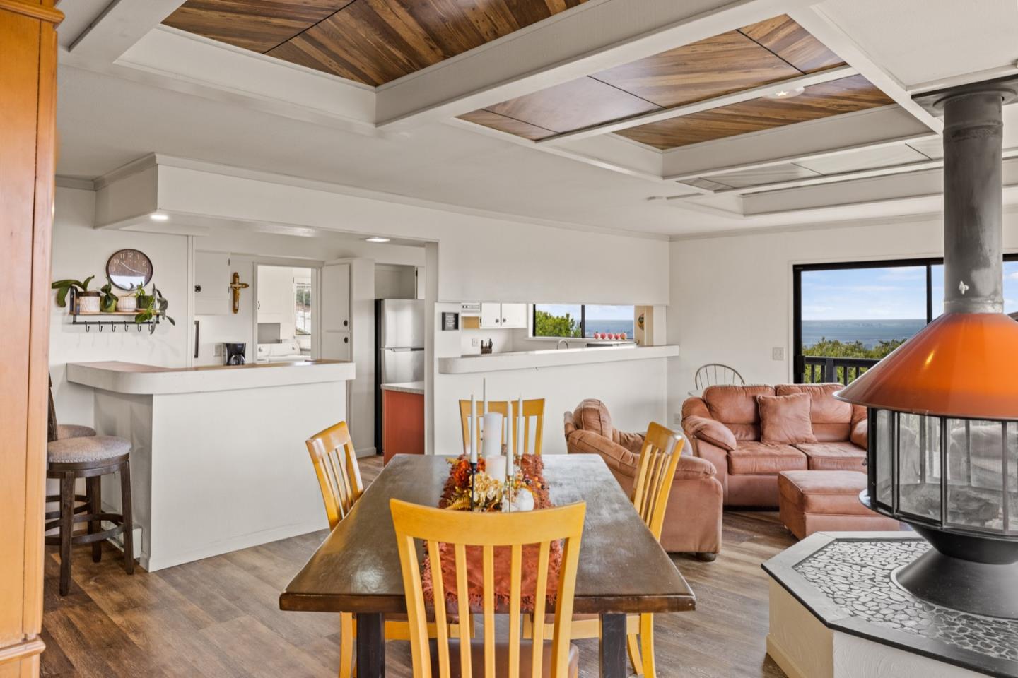 Detail Gallery Image 5 of 50 For 22607 Black Mountain Rd, Salinas,  CA 93908 - 3 Beds | 3/1 Baths