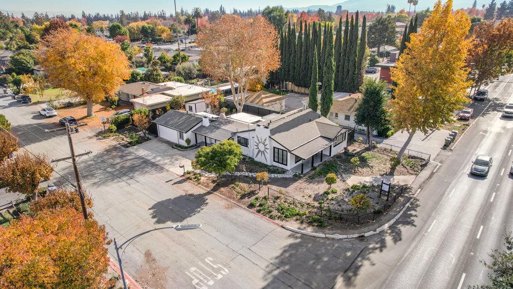 Detail Gallery Image 1 of 1 For 950 S Winchester Blvd, San Jose,  CA 95128 - 2 Beds | 1/1 Baths