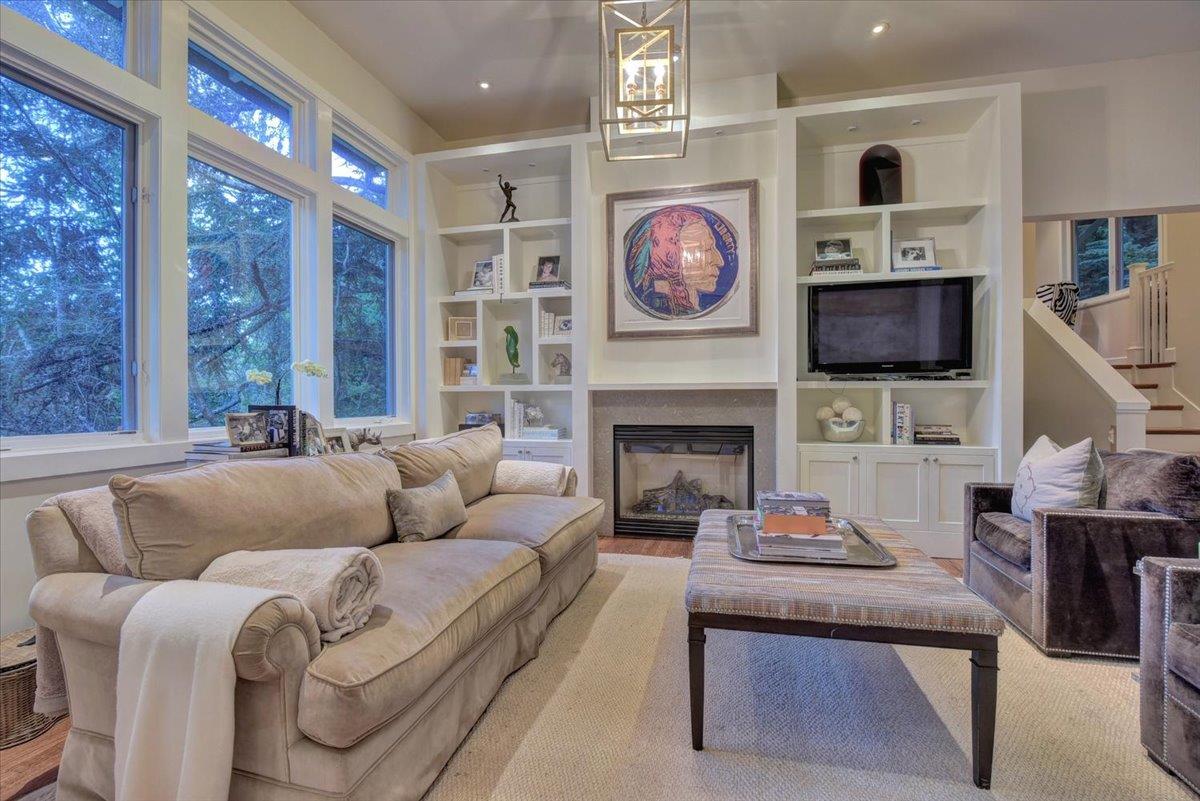 Detail Gallery Image 16 of 66 For 1077 Portola Rd, Portola Valley,  CA 94028 - 5 Beds | 3/1 Baths