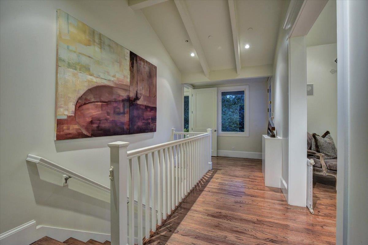 Detail Gallery Image 5 of 66 For 1077 Portola Rd, Portola Valley,  CA 94028 - 5 Beds | 3/1 Baths