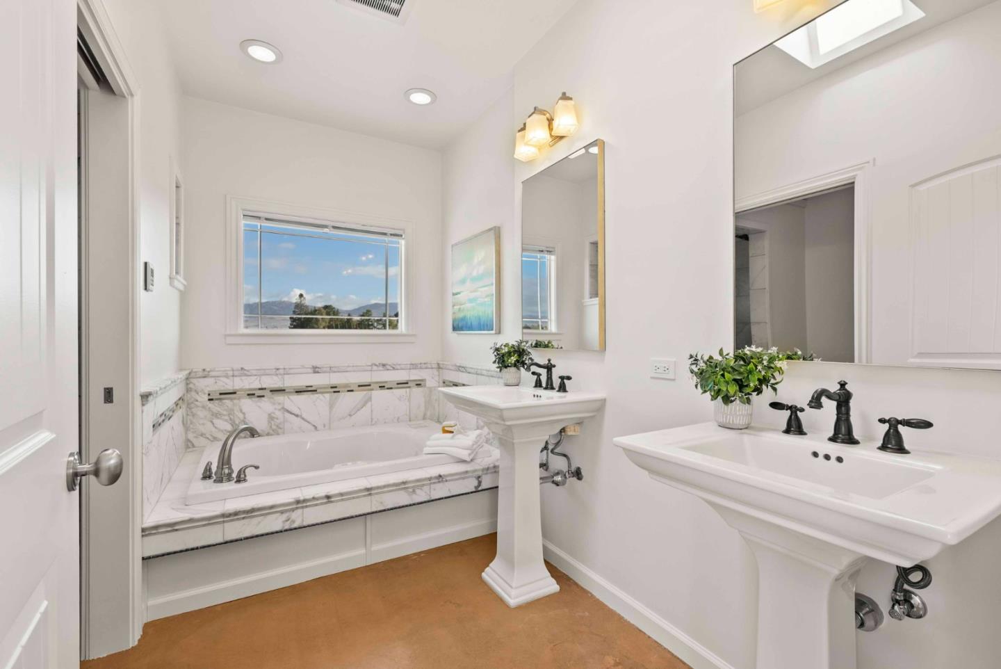 Detail Gallery Image 37 of 59 For 12575 Harding Ave, San Martin,  CA 95046 - 4 Beds | 4/1 Baths