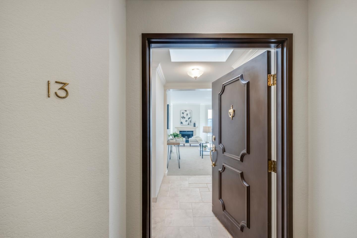 Detail Gallery Image 4 of 52 For 1457 Bellevue Ave #13,  Burlingame,  CA 94010 - 2 Beds | 2 Baths