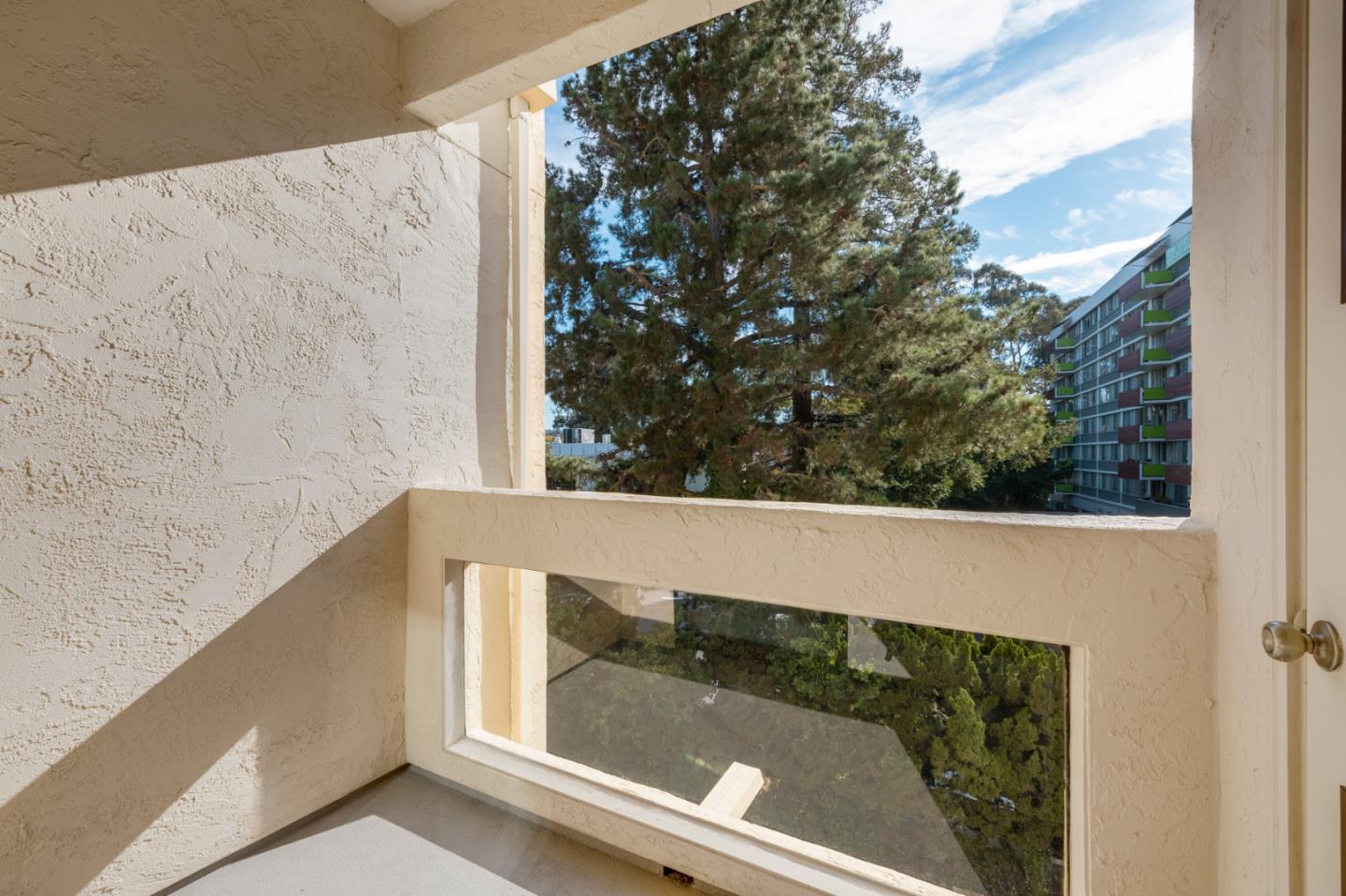 Detail Gallery Image 46 of 52 For 1457 Bellevue Ave #13,  Burlingame,  CA 94010 - 2 Beds | 2 Baths