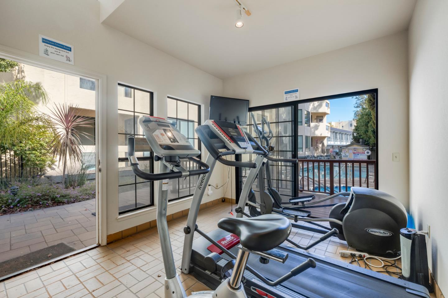 Detail Gallery Image 48 of 52 For 1457 Bellevue Ave #13,  Burlingame,  CA 94010 - 2 Beds | 2 Baths