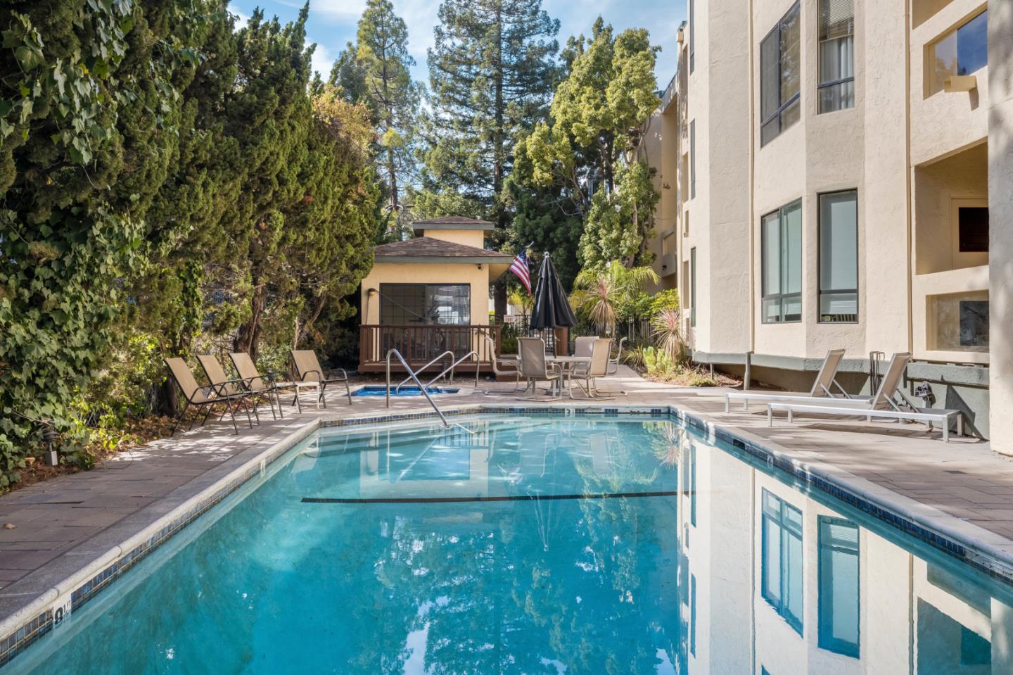 Detail Gallery Image 49 of 52 For 1457 Bellevue Ave #13,  Burlingame,  CA 94010 - 2 Beds | 2 Baths