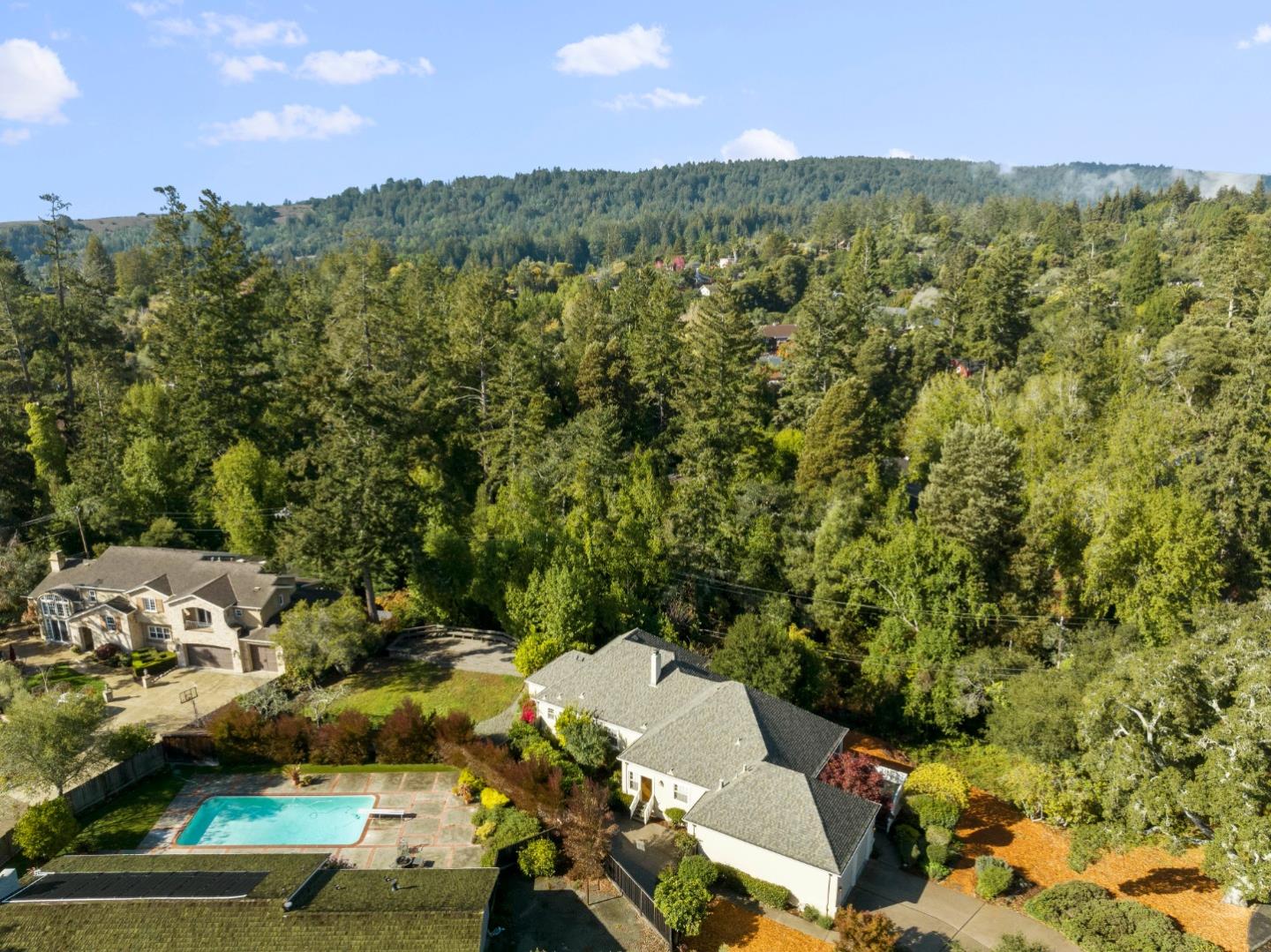 20 Pasatiempo Dr, Santa Cruz, CA 95060 3 Beds 2/1 Baths (Active