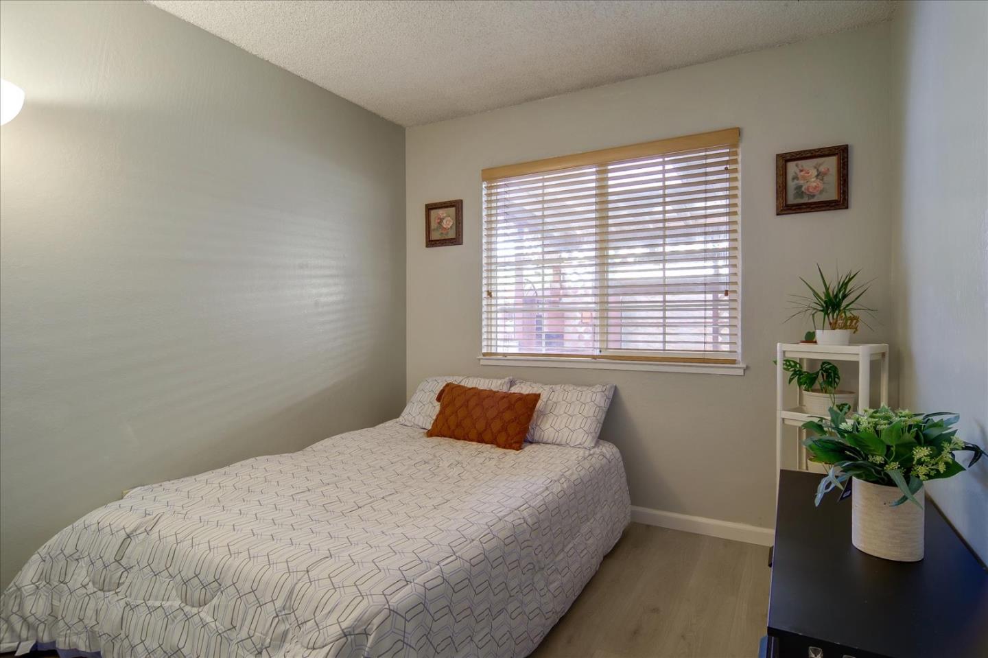 Detail Gallery Image 22 of 35 For 1135 Spiro Dr, San Jose,  CA 95116 - 3 Beds | 2 Baths