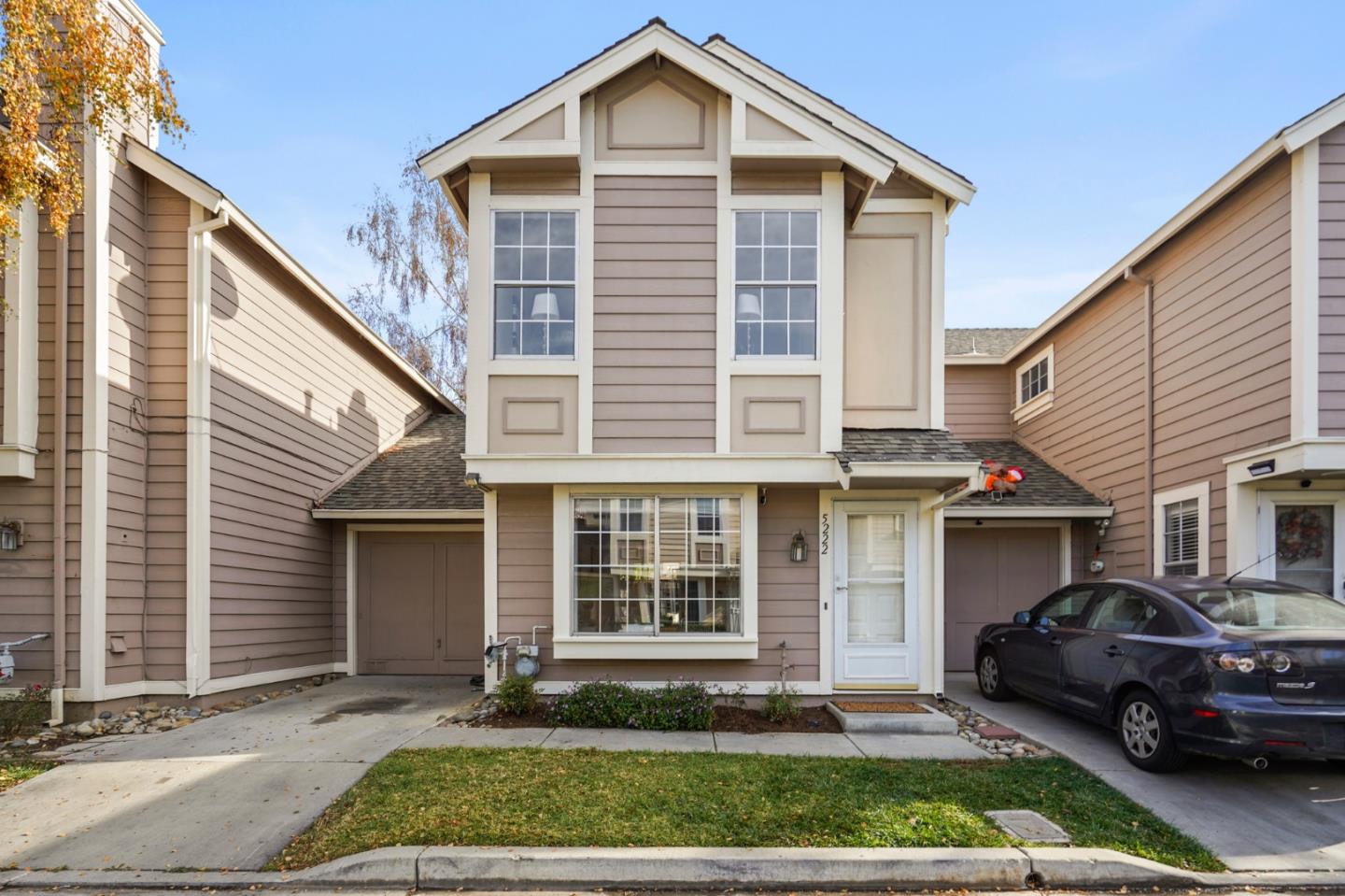 Detail Gallery Image 1 of 1 For 5222 Jacana Ct, San Jose,  CA 95123 - 2 Beds | 2/1 Baths