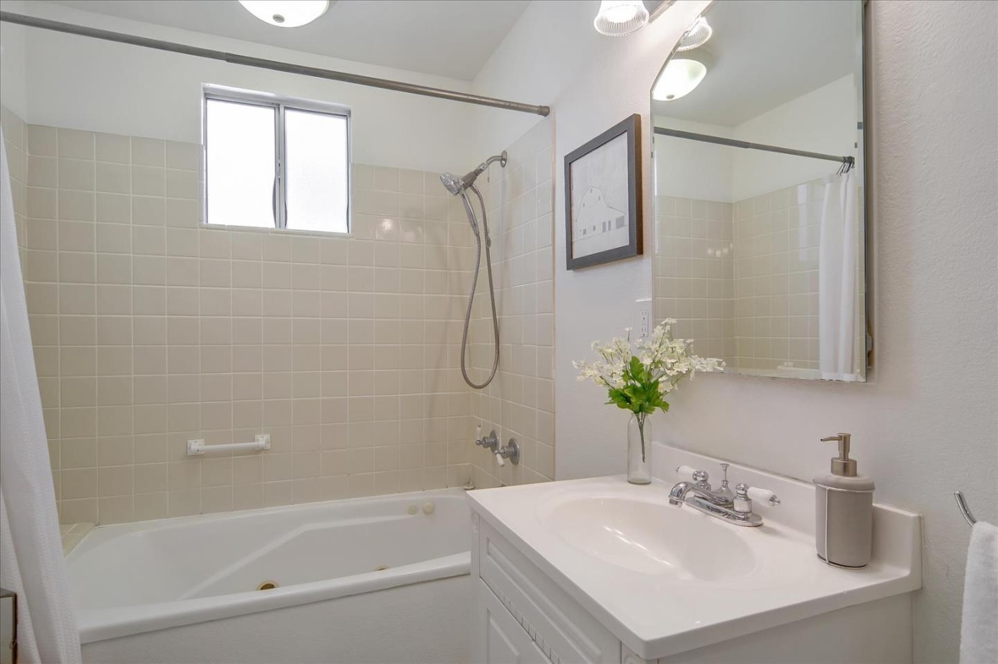 Detail Gallery Image 21 of 25 For 1327 W Hedding St, San Jose,  CA 95126 - 2 Beds | 1 Baths