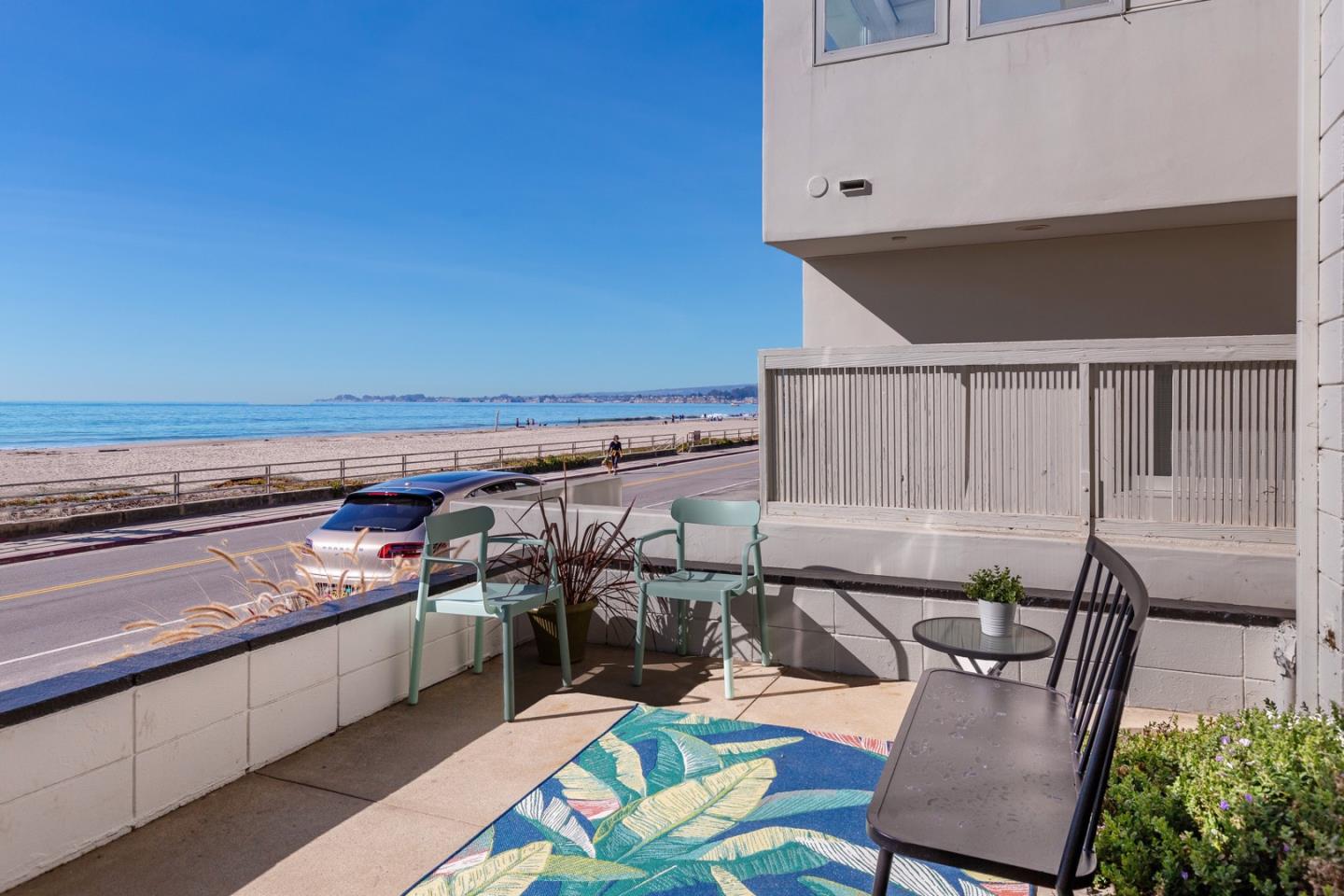 Detail Gallery Image 1 of 1 For 365 Beach Dr, Aptos,  CA 95003 - 2 Beds | 2 Baths