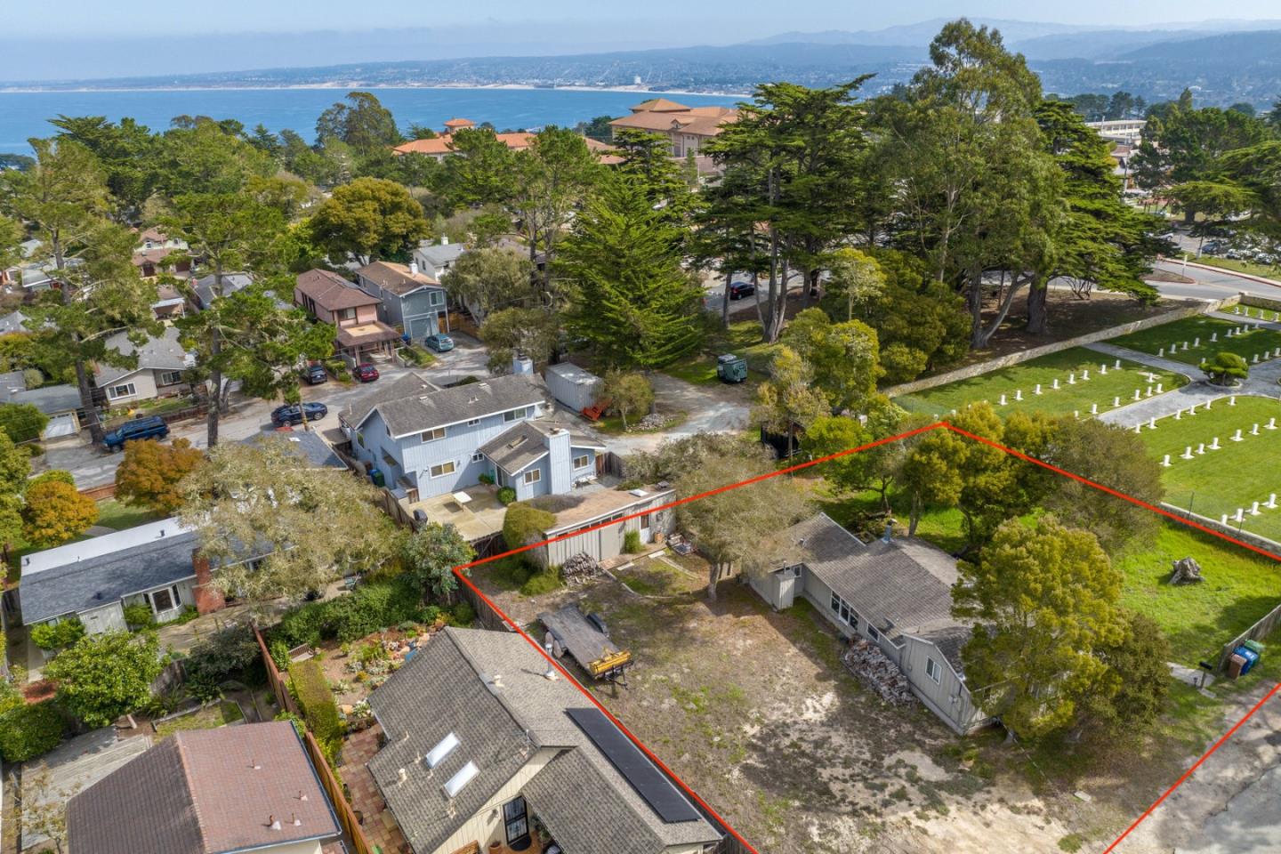 618 Lottie St, Monterey, CA 93940 1 Beds 2 Baths (Canceled