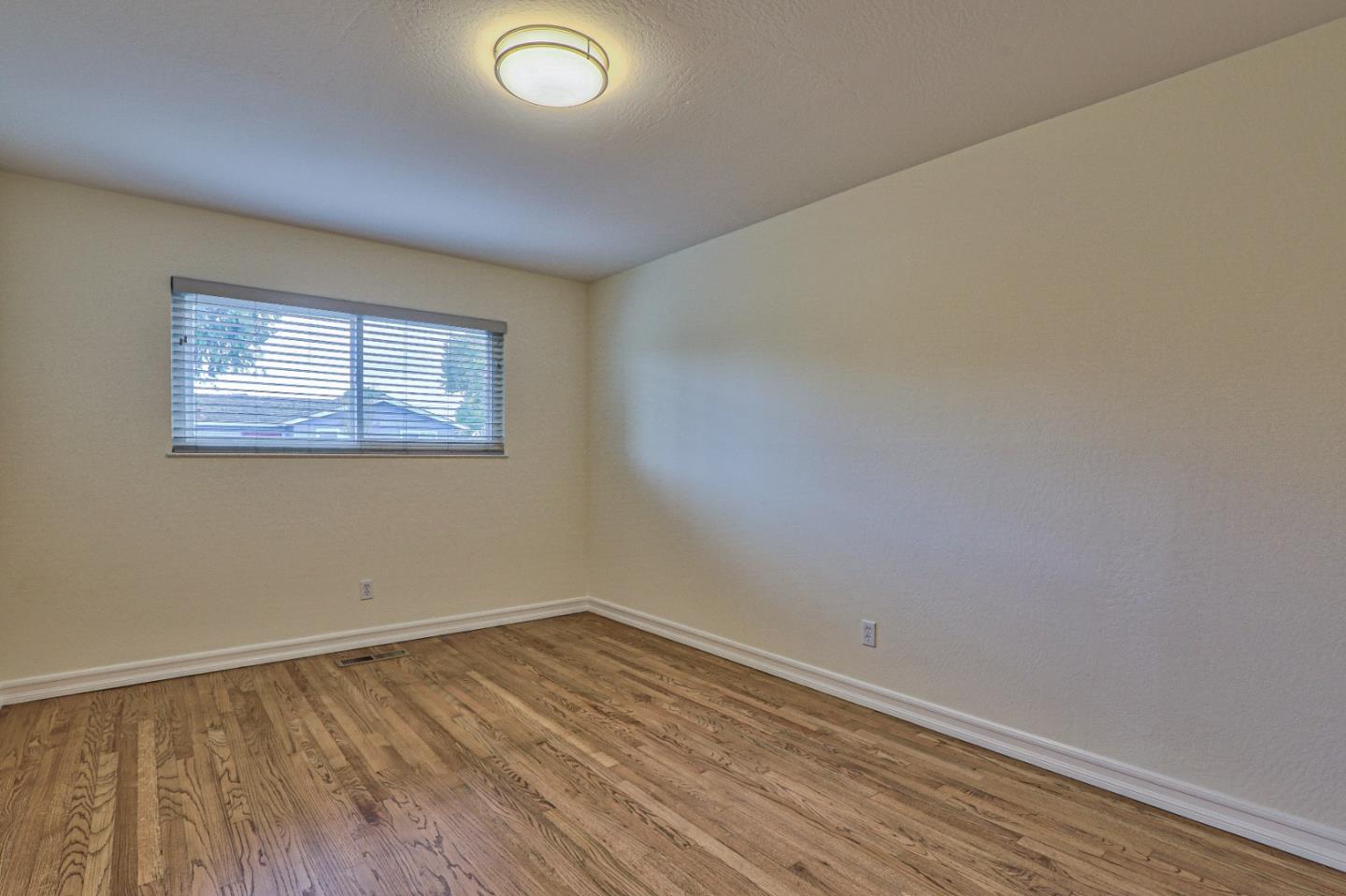 Detail Gallery Image 18 of 24 For 1242 Pajaro St, Salinas,  CA 93901 - 3 Beds | 2 Baths