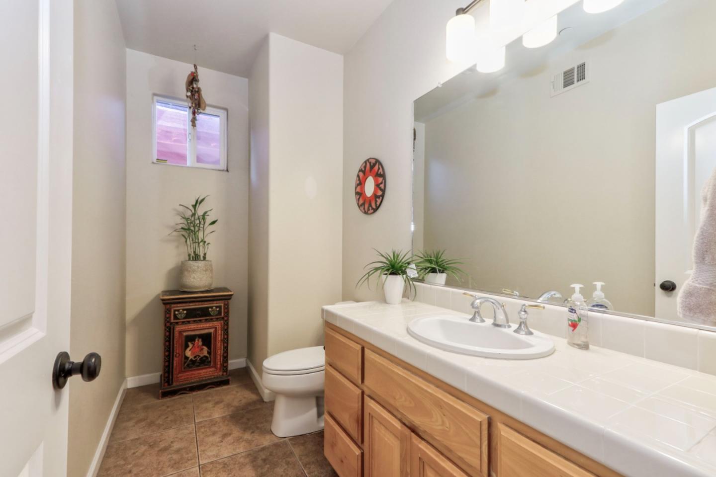 Detail Gallery Image 30 of 56 For 1546 Spoleto St, Salinas,  CA 93905 - 4 Beds | 3/1 Baths
