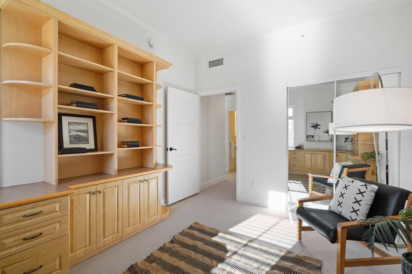 Detail Gallery Image 28 of 35 For 555 Byron St #410,  Palo Alto,  CA 94301 - 3 Beds | 2 Baths