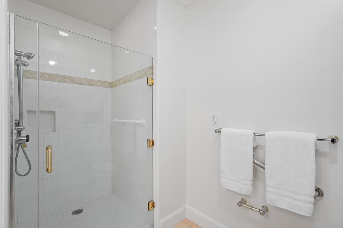 Detail Gallery Image 32 of 35 For 555 Byron St #410,  Palo Alto,  CA 94301 - 3 Beds | 2 Baths