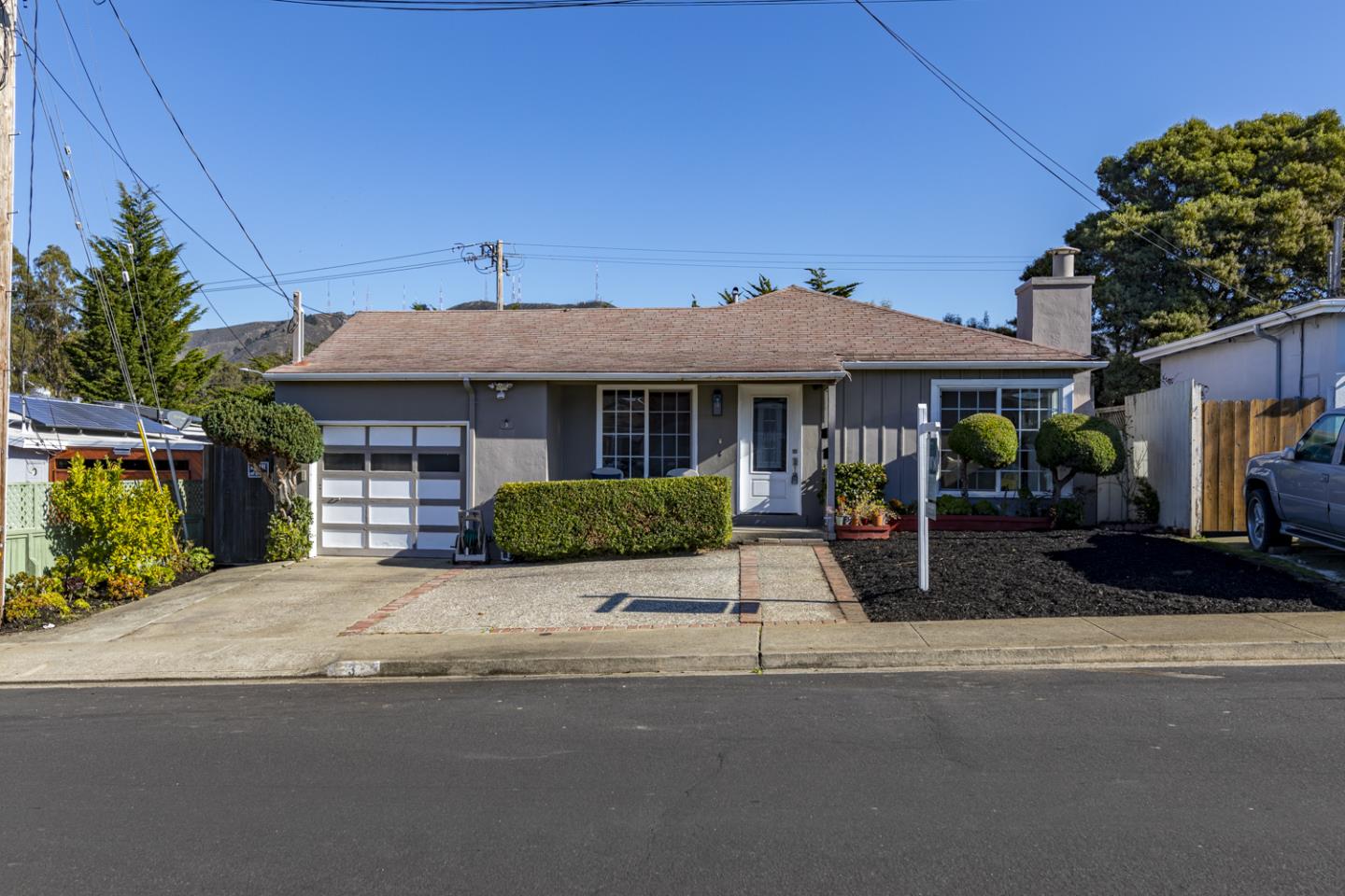 Detail Gallery Image 1 of 1 For 3 Duval Dr, South San Francisco,  CA 94080 - 4 Beds | 2 Baths