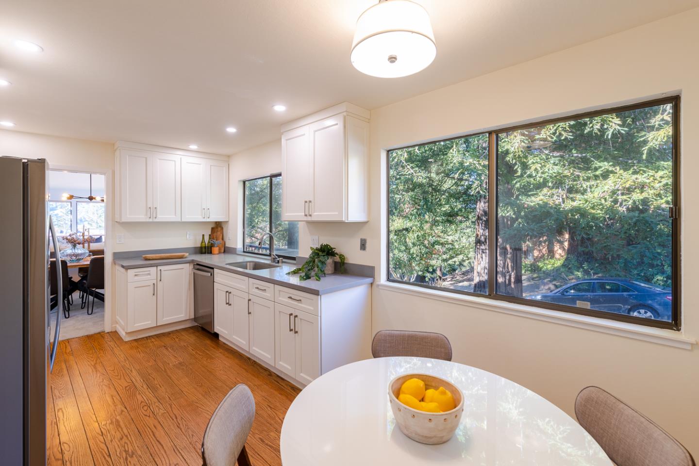 Detail Gallery Image 6 of 36 For 157 Ravenhill Rd, Orinda,  CA 94563 - 3 Beds | 2/1 Baths