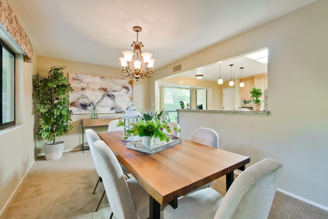 Detail Gallery Image 12 of 58 For 10960 Kester Dr, Cupertino,  CA 95014 - 2 Beds | 2 Baths